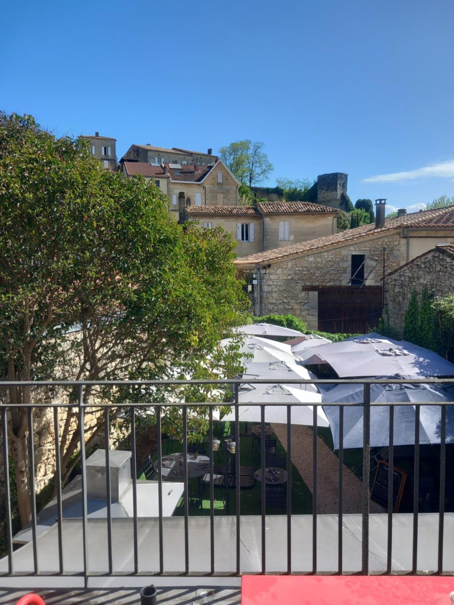 Apartamento Les Logis Des Vignobles Sainte Emilion En Duplex N 1 Avec Terrasse Exterior foto